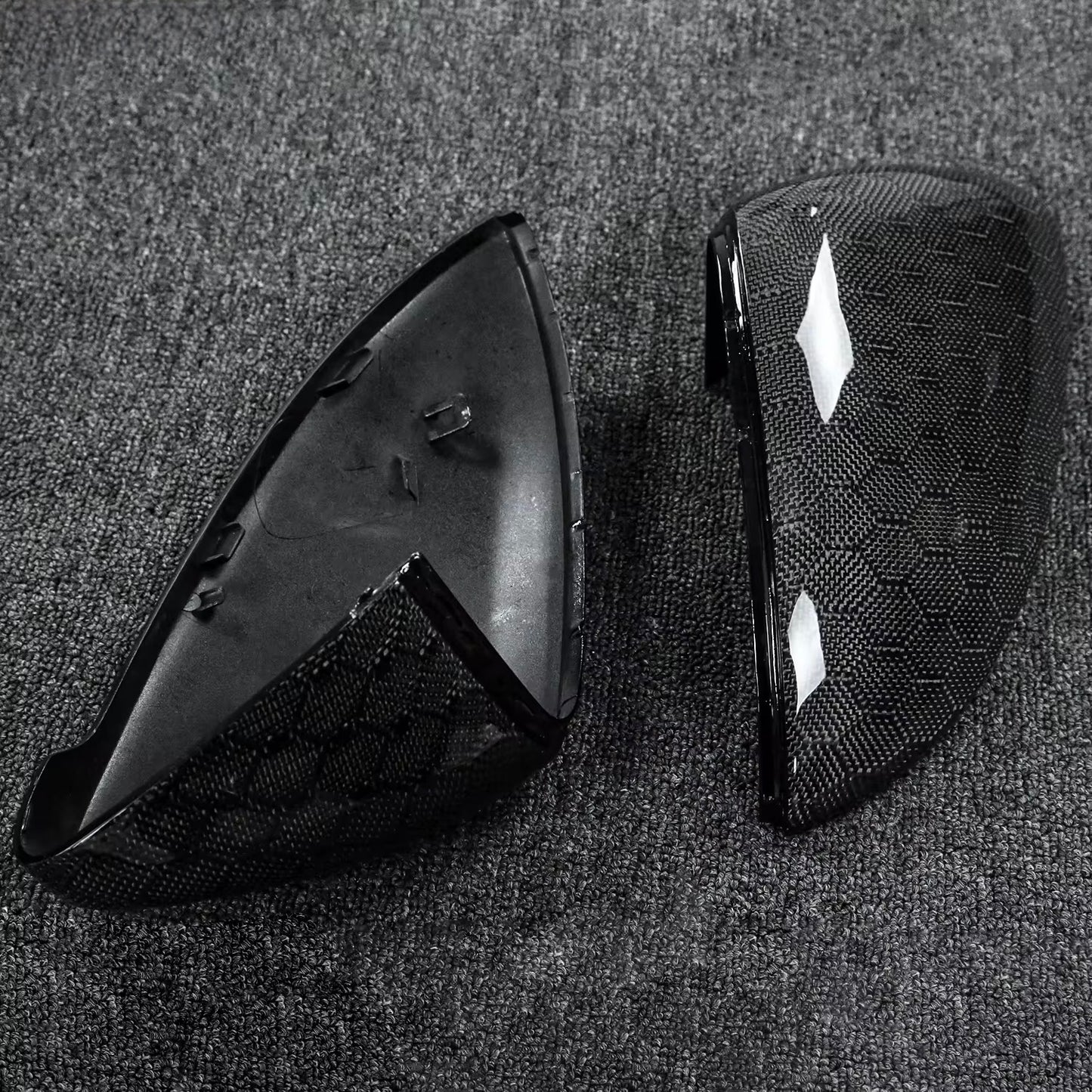 AGR HONEYCOMB CARBON MIRROR CAPS - MK7/7.5 GTI/R